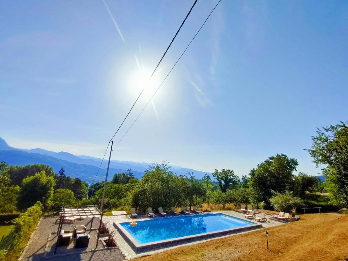 Agriturismo Borgo Biaia Camporgiano Екстериор снимка