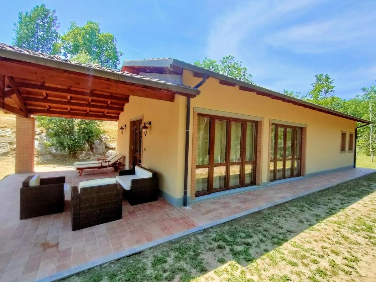 Agriturismo Borgo Biaia Camporgiano Екстериор снимка
