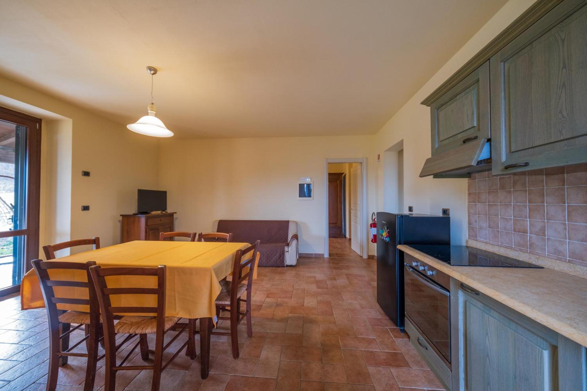 Agriturismo Borgo Biaia Camporgiano Екстериор снимка